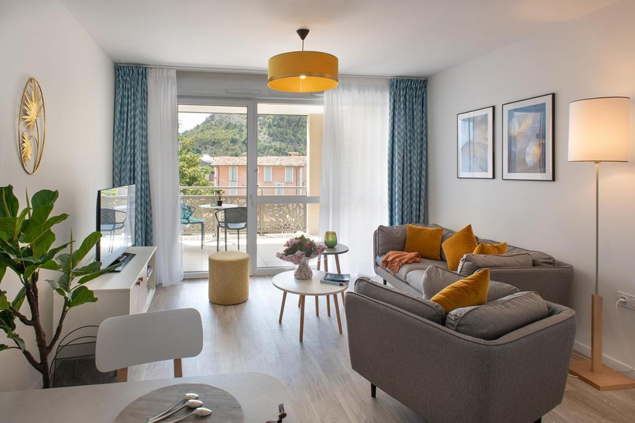 Résidence services seniors DOMITYS LES EAUX VIVES Digne-les-Bains Exterior foto