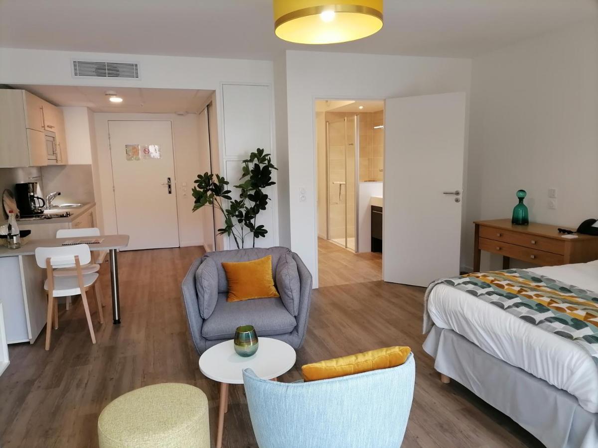 Résidence services seniors DOMITYS LES EAUX VIVES Digne-les-Bains Exterior foto